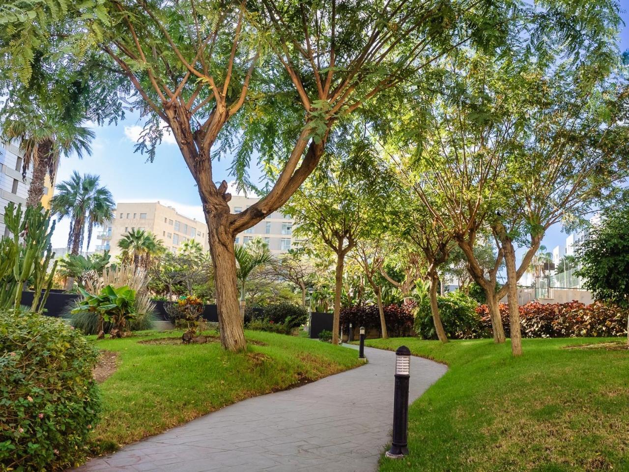 Apartment Abora Garden With Terrace, Pool, Extensive Gardens And Free Parking لاس بالماس دي غران كاناريا المظهر الخارجي الصورة
